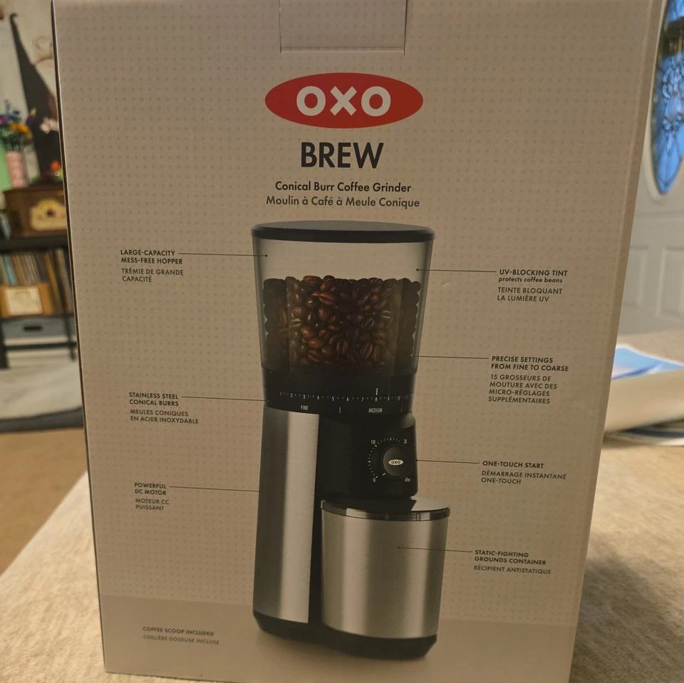 Molinillo de café con rebabas cónicas oxo nuevo en caja Foto 2 de 2