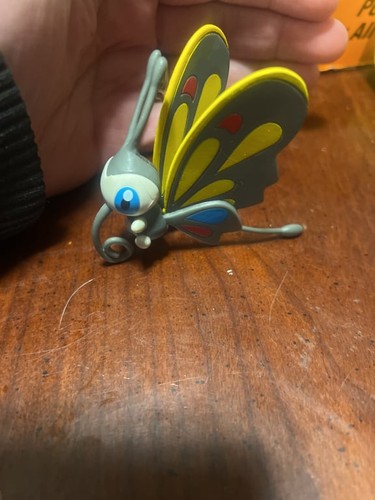 Bunter Schmetterling Spielzeug Figur - Bild 1 von 5