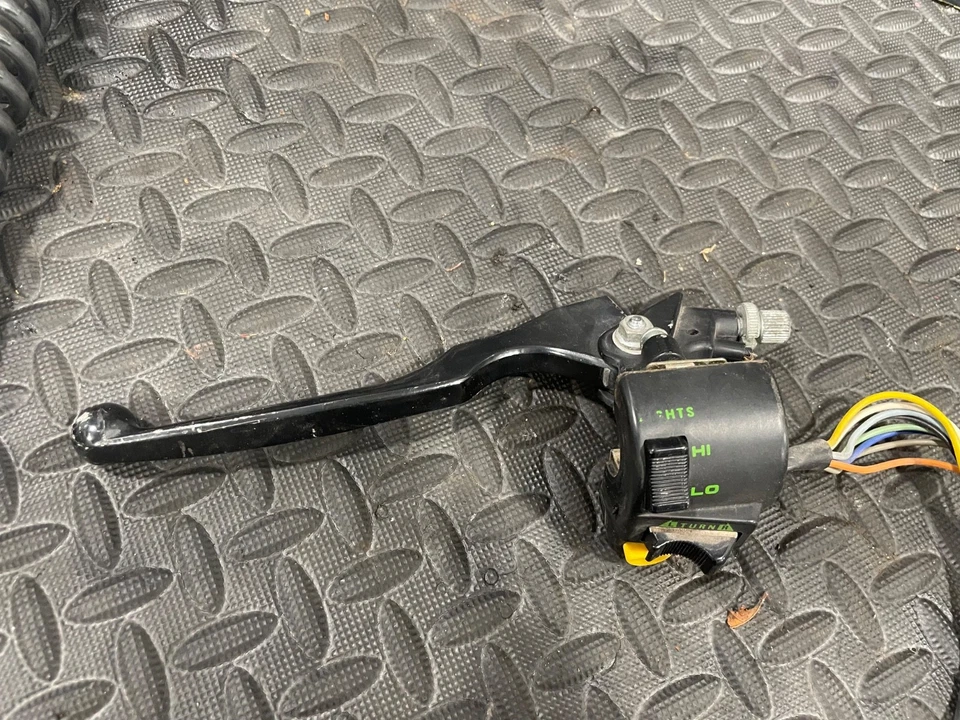 Interruptor lateral esquerdo e alavanca de embreagem Honda CB125S CB125 S 1981-1984 - Imagem 4 de 4