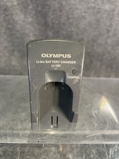 Genuine Olympus Li-ion Battery Charger Model LI-10C LI10CN For LI-10B Battery