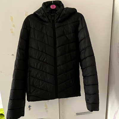Primark Cares Damen Steppjacke S Schwarz mit Kapuze RV kurz gefüttert Polyester