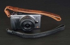 LUIGI HANDYRECT WRIST STRAP, to CAMERAS With RECTANGULAR LUGS,let us know width