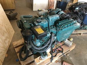 Volvo Penta Ad31d 130 Hp Turbocharged Marine Diesel Engine 4 Cylinder Ebay