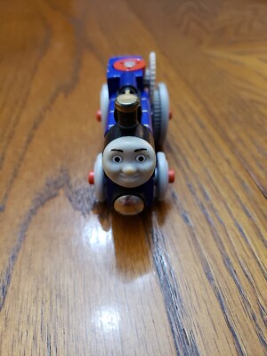 FERGUS Thomas the Train & Friends Wooden Railway Engine Learning Curve 2003
