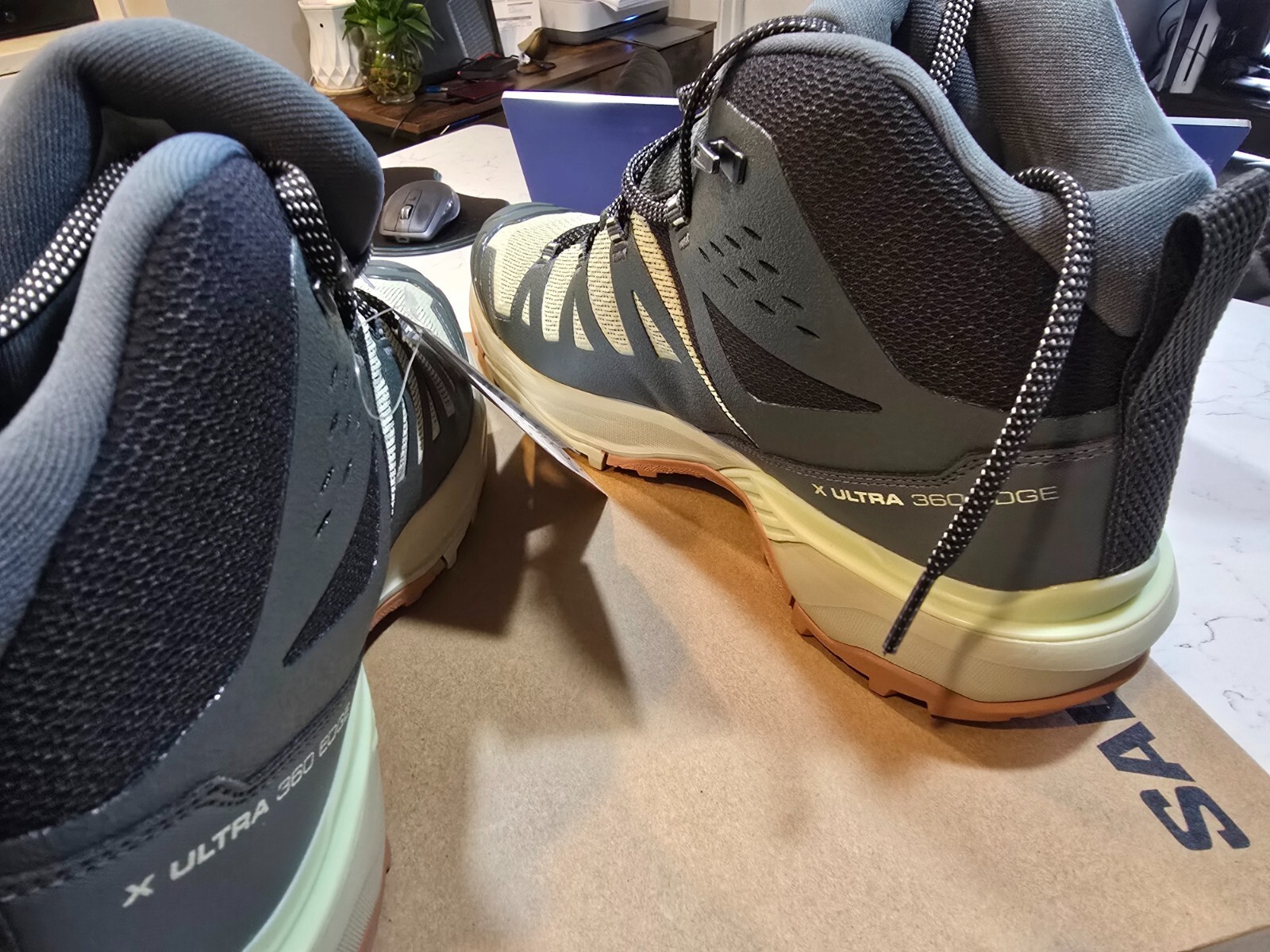 Scarpa da trekking uomo Salomon X ULTRA 360 EDGE MID Gore Tex grigio medio 10 nuova