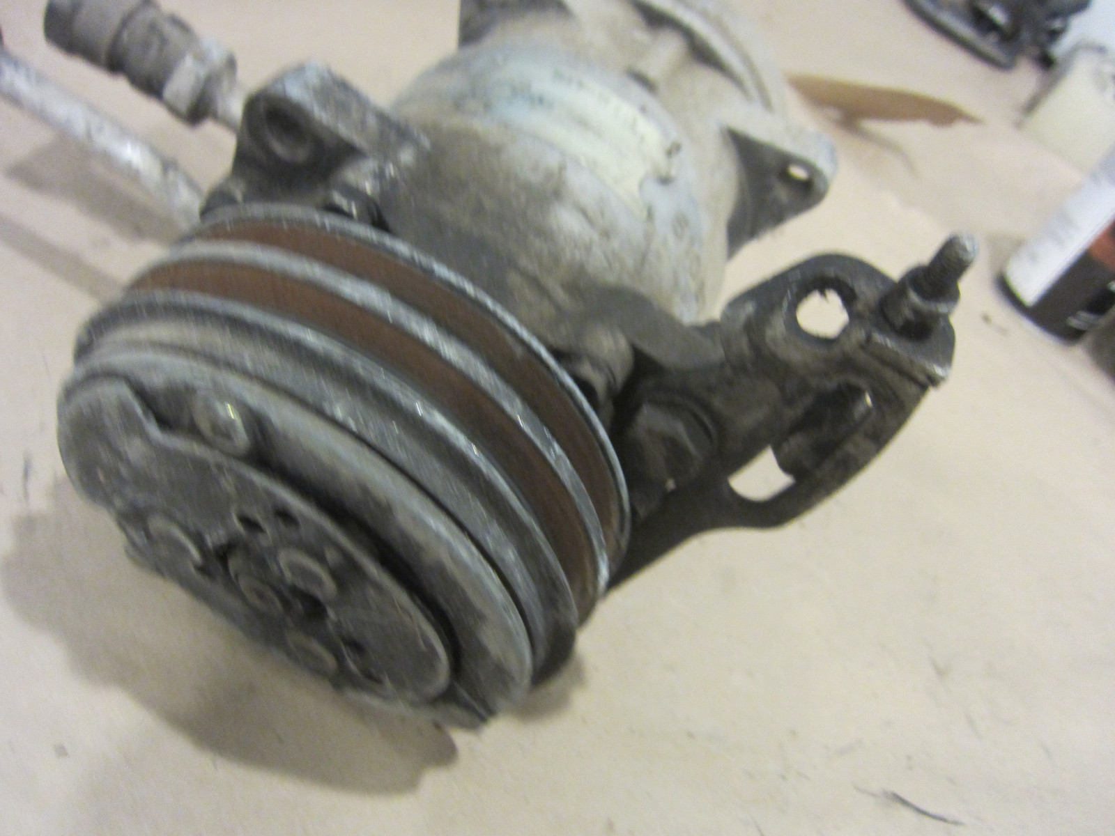 Bentley Eight 1987 - AC Compressor Sanden SD-510 (Used) 