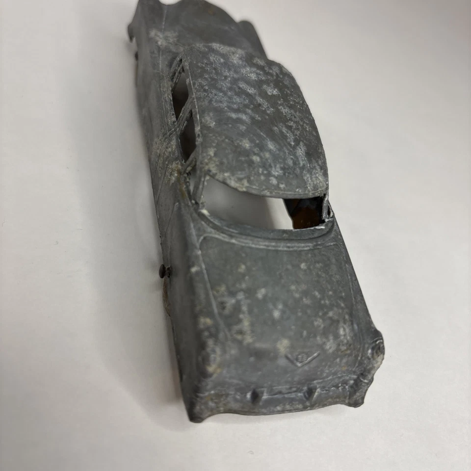 Cadillac 62 1954 TootsieToy 4 puertas "raro Foto 3 de 4