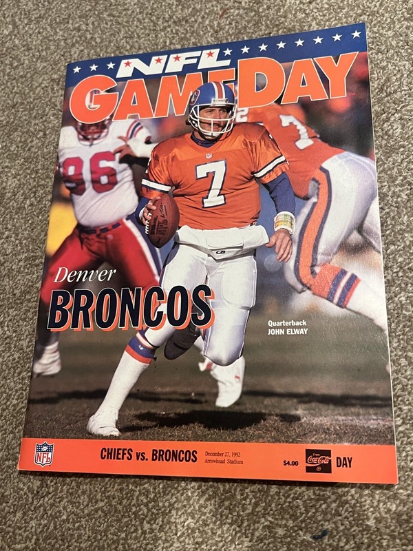 FOOTBALL PROGRAM KANSAS CITY CHIEFS DENVER BRONCOS JOHN ELWAY 12/27 1992
