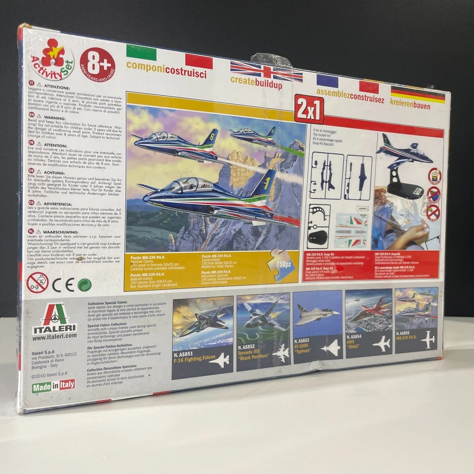 Italeri MB-339 P.A.N. Special Colors Collection 2 x 1 Puzzle + Snap Model Kit - Image 2 of 4