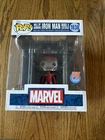 Funko Pop! Deluxe: Marvel-Hall of Armor: Iron Man Model 8 Silver Centurion #1038