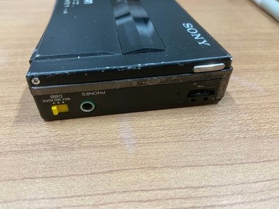 Sony WM-150 Cassette Walkman Black Vintage Player for Parts Repair