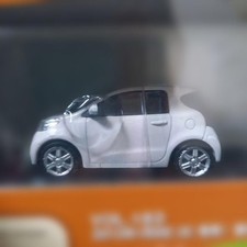 Famous Car Collection Toyota IQ 1/43 White Minicar