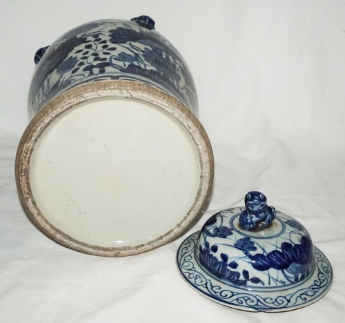 Antique Chinese Covered Jar w. Lotus & Bird Motifs in Blue Enamels (NiC) - Picture 9 of 13