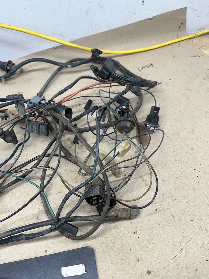 66 67 68 69 Corvair 1965 2 puertas Ht Monza cupé faro cableado proyecto fabricante original Foto 4 de 4