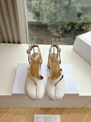 Maison Margiela womens Tabi Size 38 | eBay