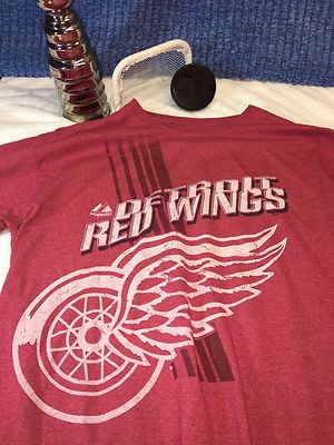DETROIT RED WINGS Red Large shirt L  MAJESTIC c23