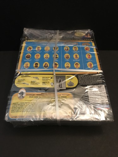 ✨VTG SEALED-SIGNED 1995StarTrek HolodeckSeries DeannaTroi DurangoFigure NRFB✨ - Picture 11 of 13