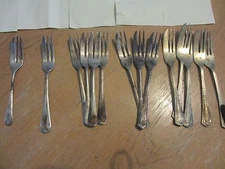 EPNS Silverware lot - 14 forks - Cake, Pickle, Pastry, Dessert, Silver Plated