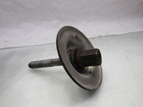 Bullone montaggio sottotelaio BMW serie 5 E39 95-03 530D + piastra distanziale rondella - Foto 1 di 4