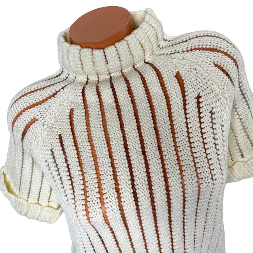 Suéter cuello embudo JOA para mujer tejido crema manga corta rayas transparentes talla XS Foto 3 de 4