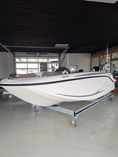 Quicksilver 475 aXess mit Mercury F60 - Motorboot