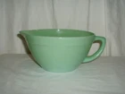 Vintage Fire King Jadeite 1 Qt Mixing Bowl w/Handle & Spout 7 1/2"