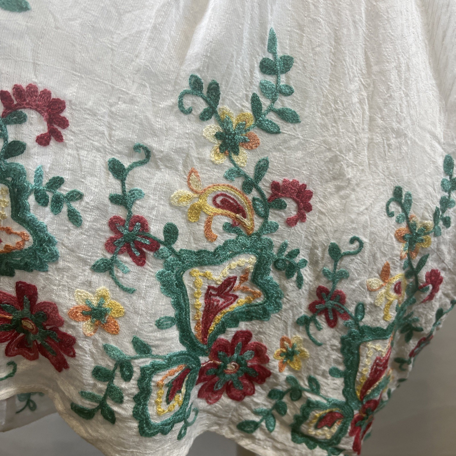 Ruby Rd. Tunic Blouse White Embroidered Floral La… - image 3