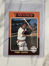 1975 Topps - Tony Oliva #325 Twins