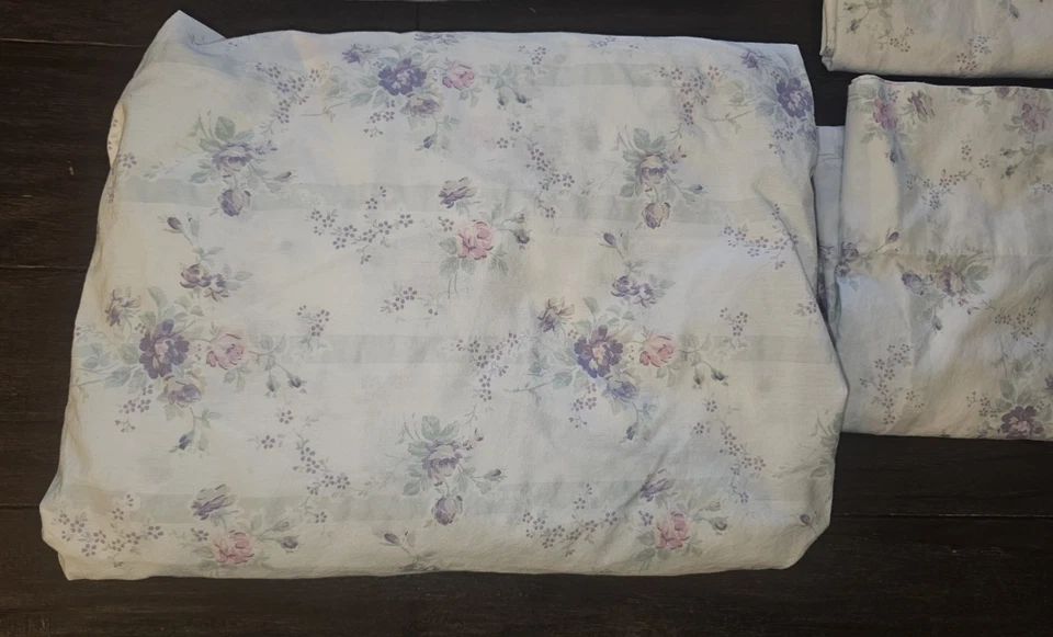 Juego de sábanas The Farmhouse Rachel Ashwell rosa púrpura floral menta rayas griegas reina Foto 4 de 4