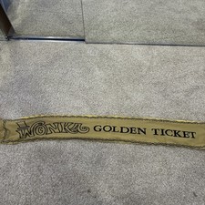 Warner bros studio Willy Wonka Golden Ticket Scarf New