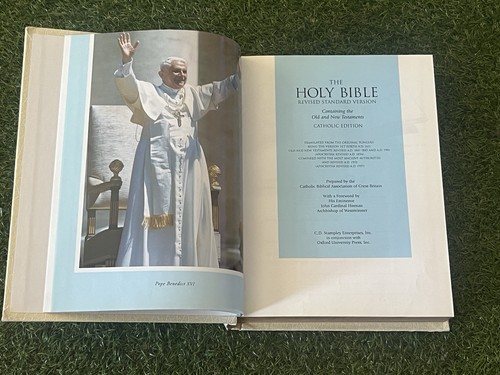 The Holy Bible Revised Standard Version Catholic Edition Old/New Testaments Rare - Picture 4 of 5