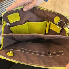 Walter Ray Green Leather Organizer Bag. Excellent Condition  Made In Italy