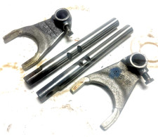 Dodge M37 Wdx Power Wagon 1946 - 68 Np200 Transfer Both Shift Rails Forks Nos Dodge M37 Wdx Power Wagon 1946 - 68 Np200 Transfer Both Shift Rails Forks Nos