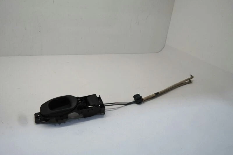 2002 Chevrolet Corvette Lh Left Front Driver Interior Door Handle  - Image 2 of 4