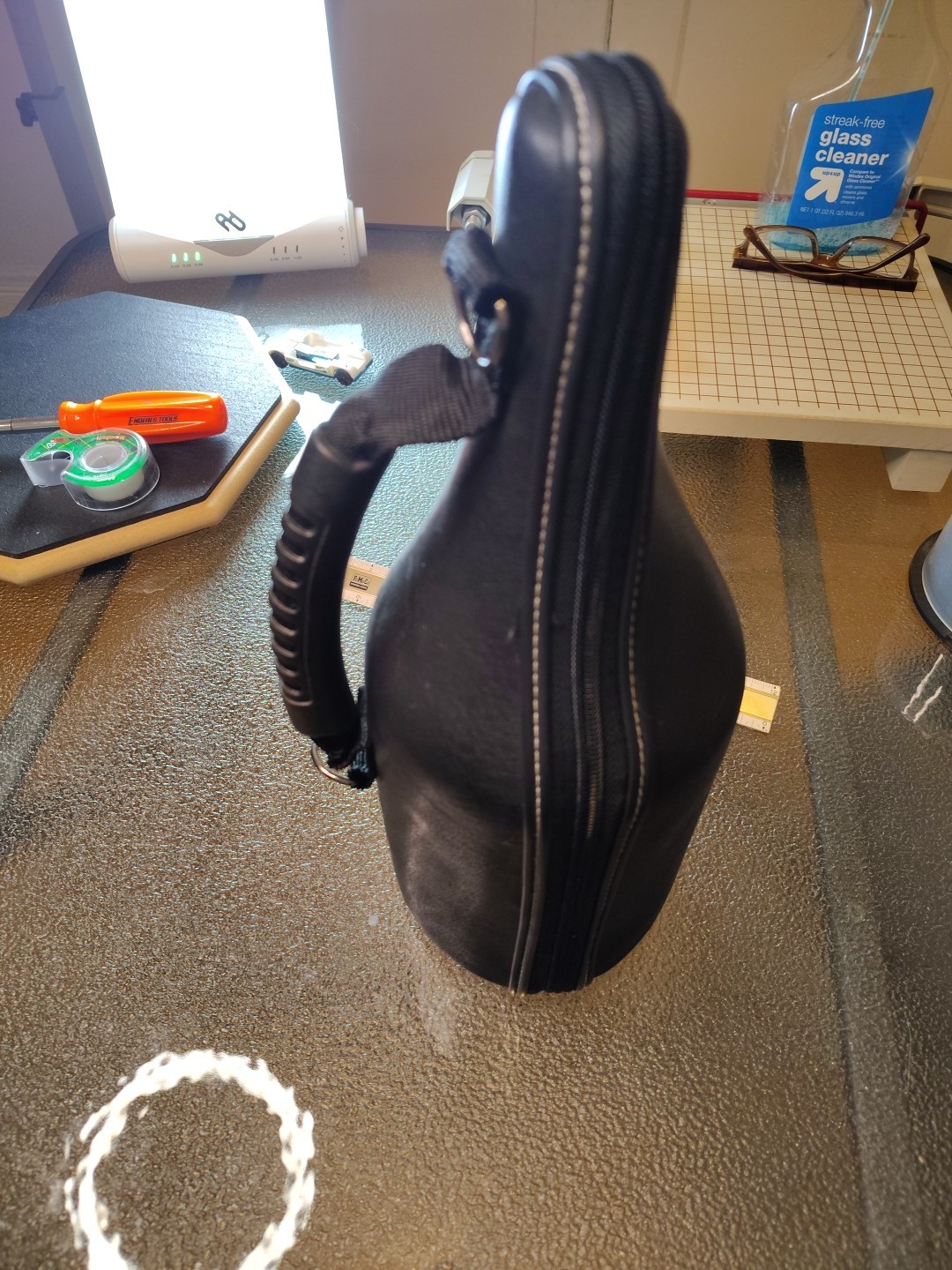 The Caddy O Wine Bottle Carrying Tote Corkscrew Chiller Black Black Leather