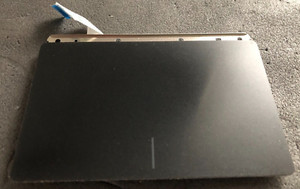 Dell Latitude 3400 Touchpad, aus funktionierendem i5-8th gen Laptop ausgebaut, getestet