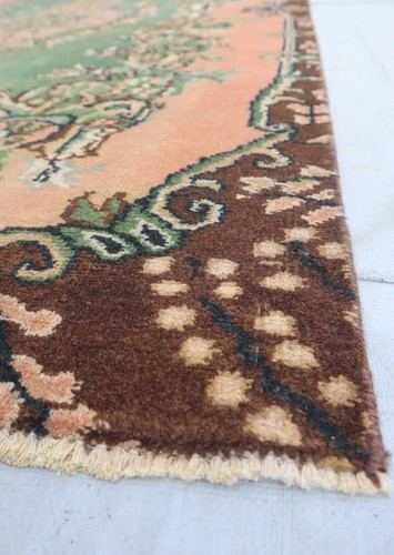 5'3x8'5 ft Afghan Medallion Serapi Rug, Pink Green Turkmen Handmade Bedroom Rug - Picture 4 of 13