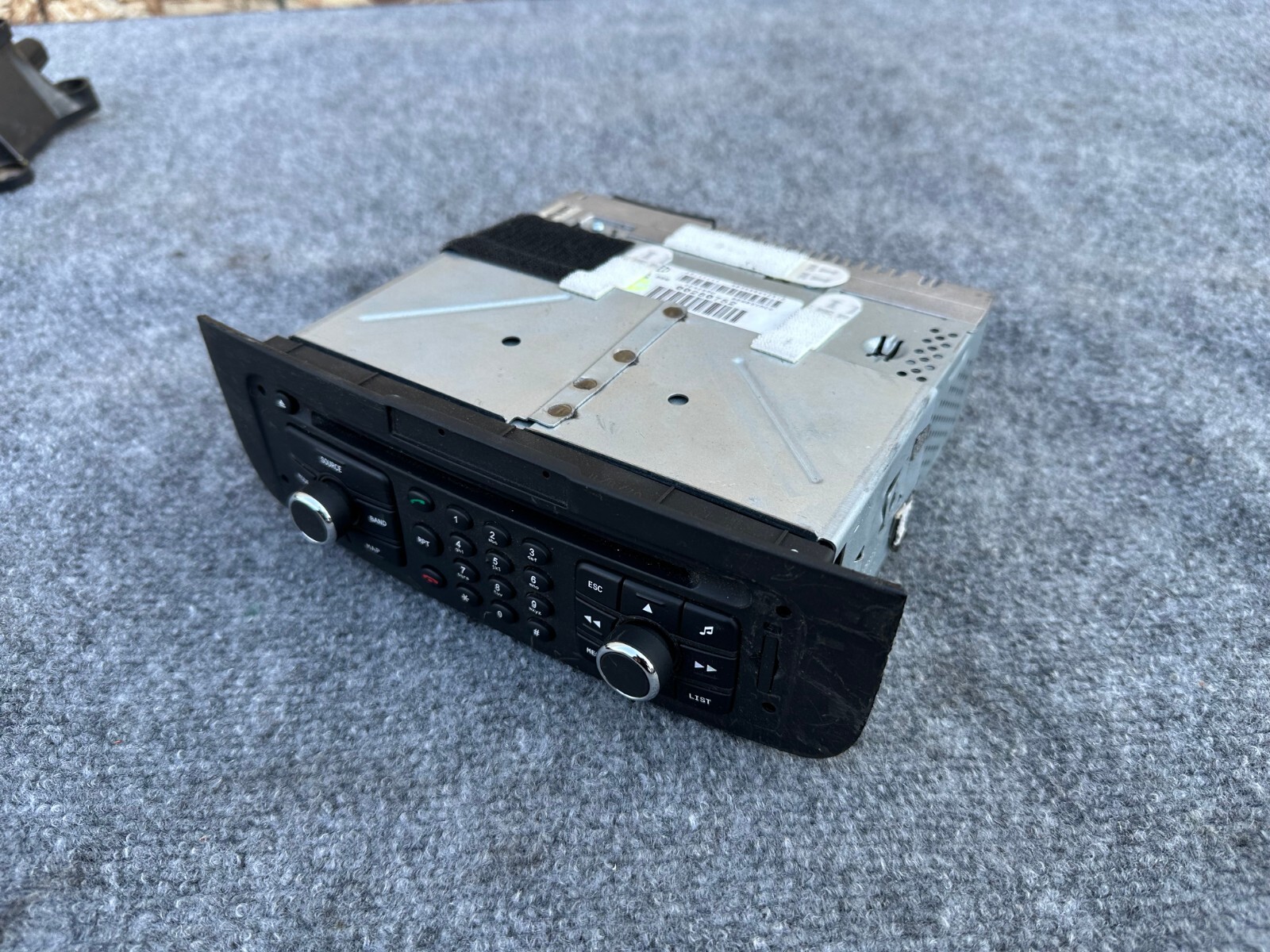 RADIO STEREO COMMAND HEAD UNIT 09-17 MASERATI QUATTROPORTE GRANTURISMO S M145