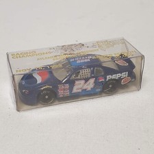 1994 Racing Champions Hooters 500 Atlanta Motor Speedway Program Car 1:64