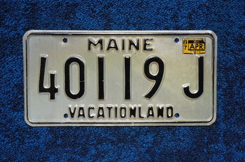 1987 Maine VACATIONLAND License Plate