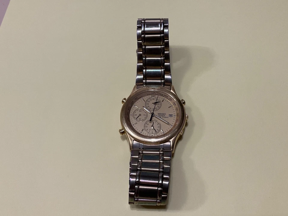 Men's Seiko World Timer Chronograph Gold Tone Quartz Watch 5T52-6A29 - Image 2 of 4