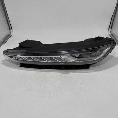 18 19 20 21 Hyundai Kona Upper DRL 92207J9010 LED Headlight Head Lamp OEM