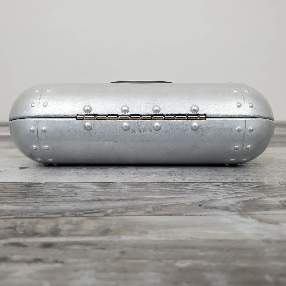 Oakley 铝金属保险库太阳镜眼镜盒药丸鱼雷盒 7 英寸长 — 第 4/4 张图片