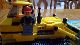 LEGO CITY: Bulldozer (60074)