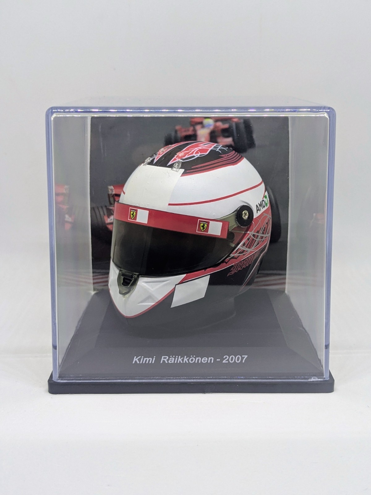 Casque F1 Kimi Raïkkönen 2007 Spark HELFE02 pour décoration de bureau motorsport