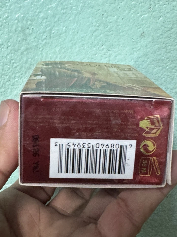 Queen by Queen Latifah Eau de Parfum Spray Fragancia Mujer 1.7 fl oz Nuevo En Sin Foto 2 de 2