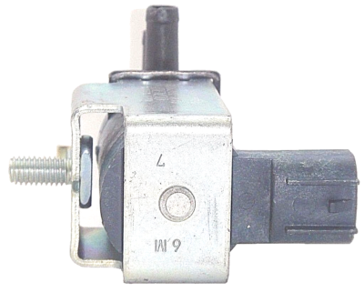 NEW GENUINE/ OEM MR299926 136200-1470 CP726 for 00-97 MITSUBISHI