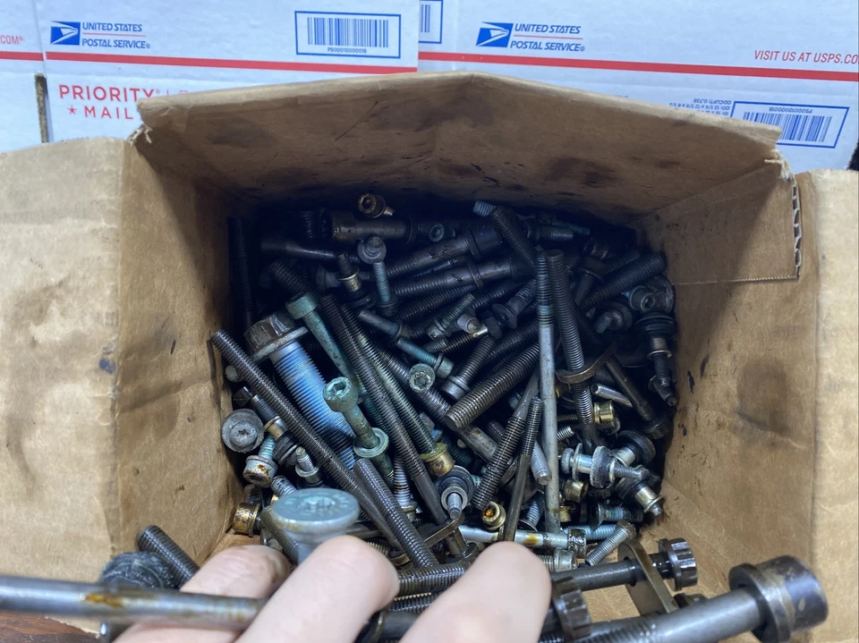 Volkswagen Passat 2002 caja de herrajes Foto 2 de 4