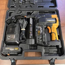 Freeman PE4118GF 20v Cordless 4-in-1 18GA 2" Flooring Nailer/Stapler Kit w/ Case