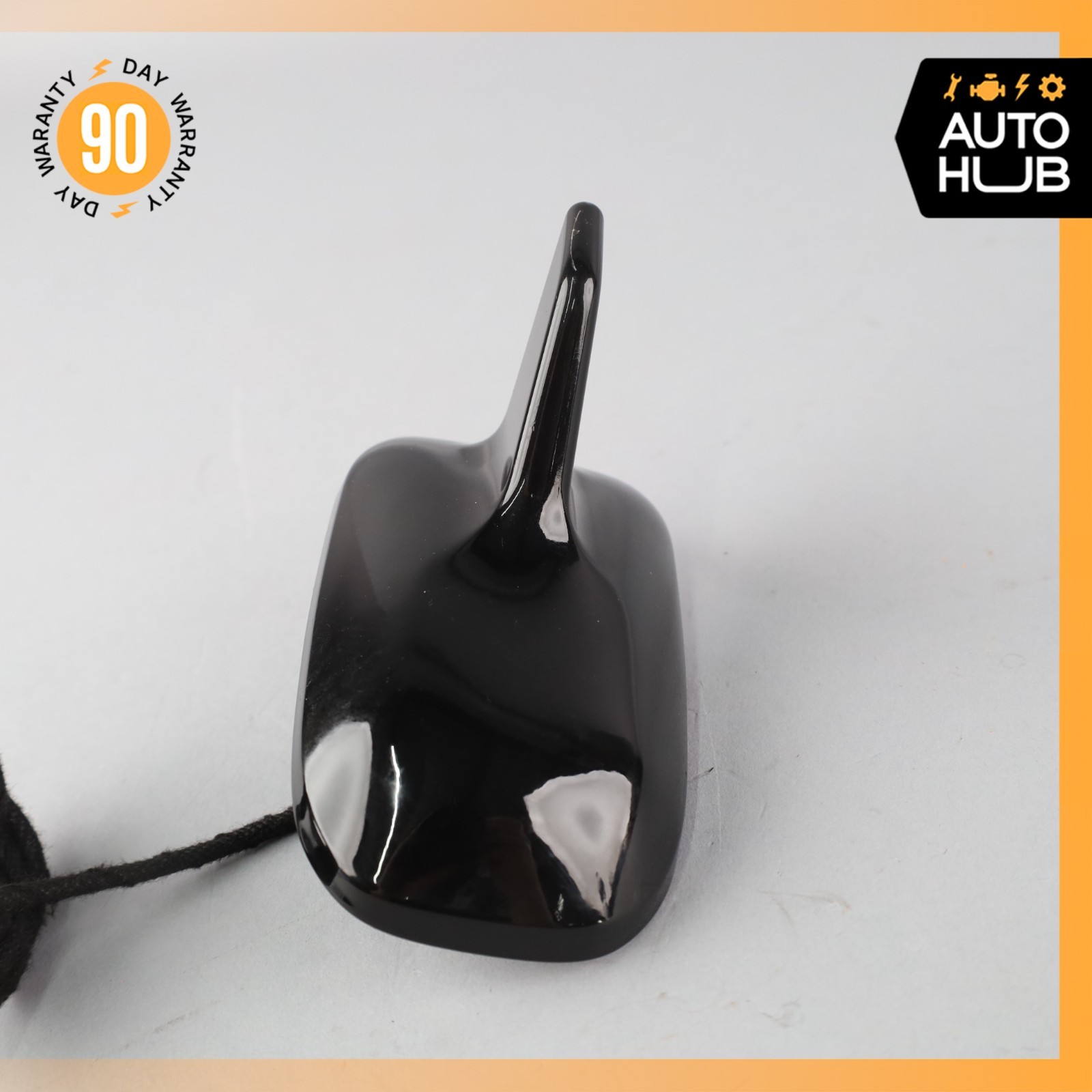 03-18 Maserati GranTurismo M145 Top Roof Shark Fin Radio Antenna GPS OEM 60k